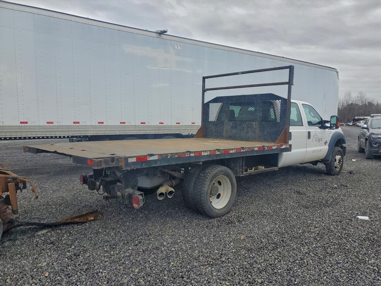 2016 Ford F450 Flatbed Truck - Фото 3
