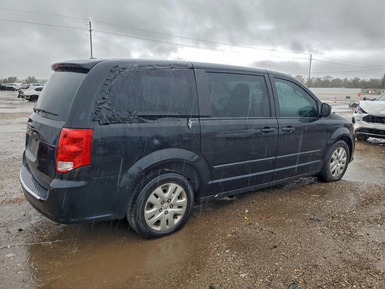 2016 Dodge Grand Caravan Se - Image 3