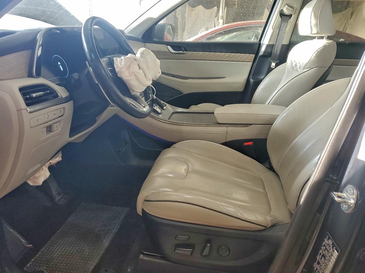 2021 Hyundai Palisade Limited - Image 7