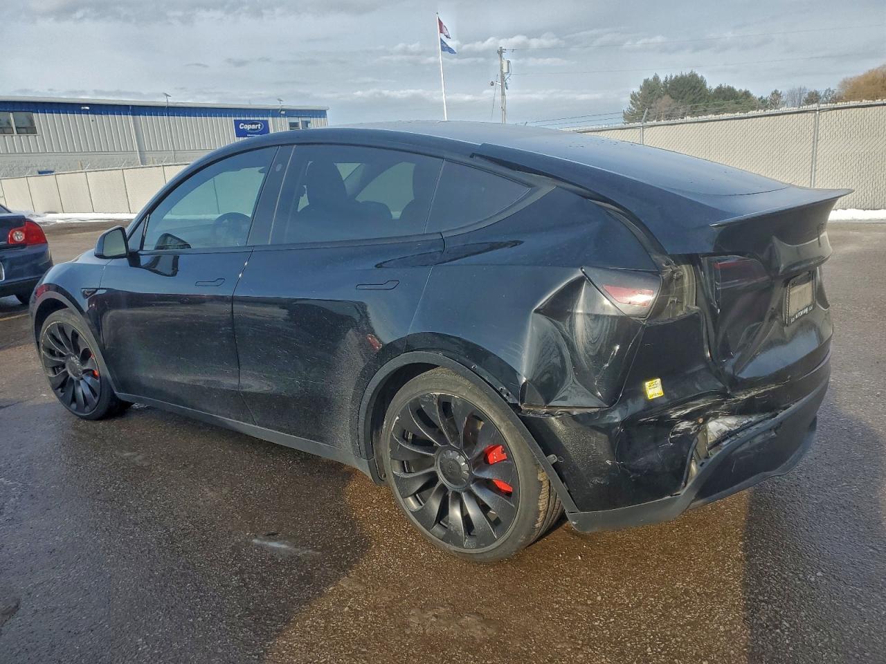 2022 Tesla Model Y - Фото 2