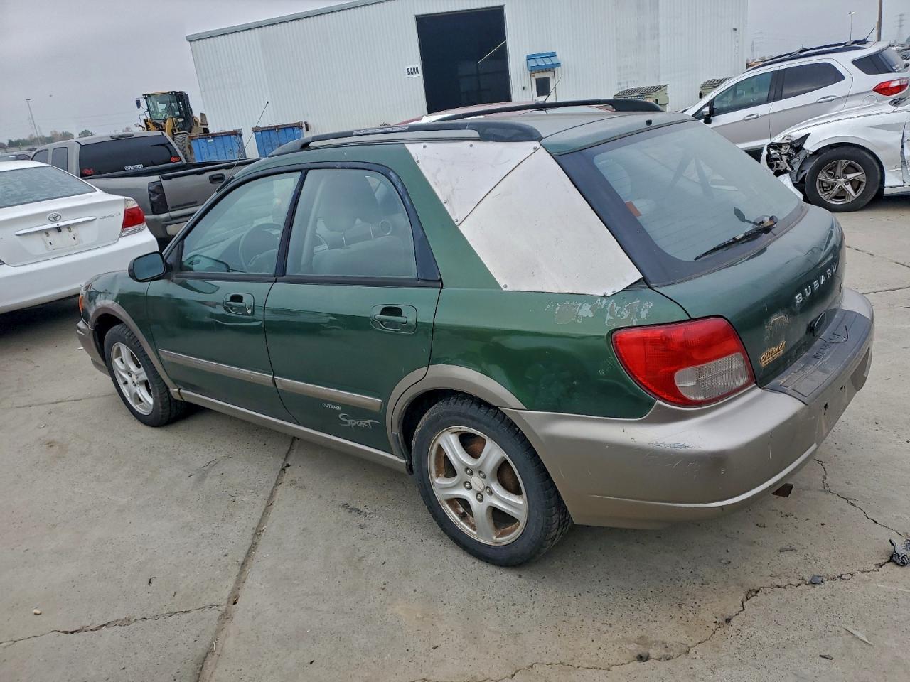 2002 Subaru Impreza Outback Sport - Фото 2