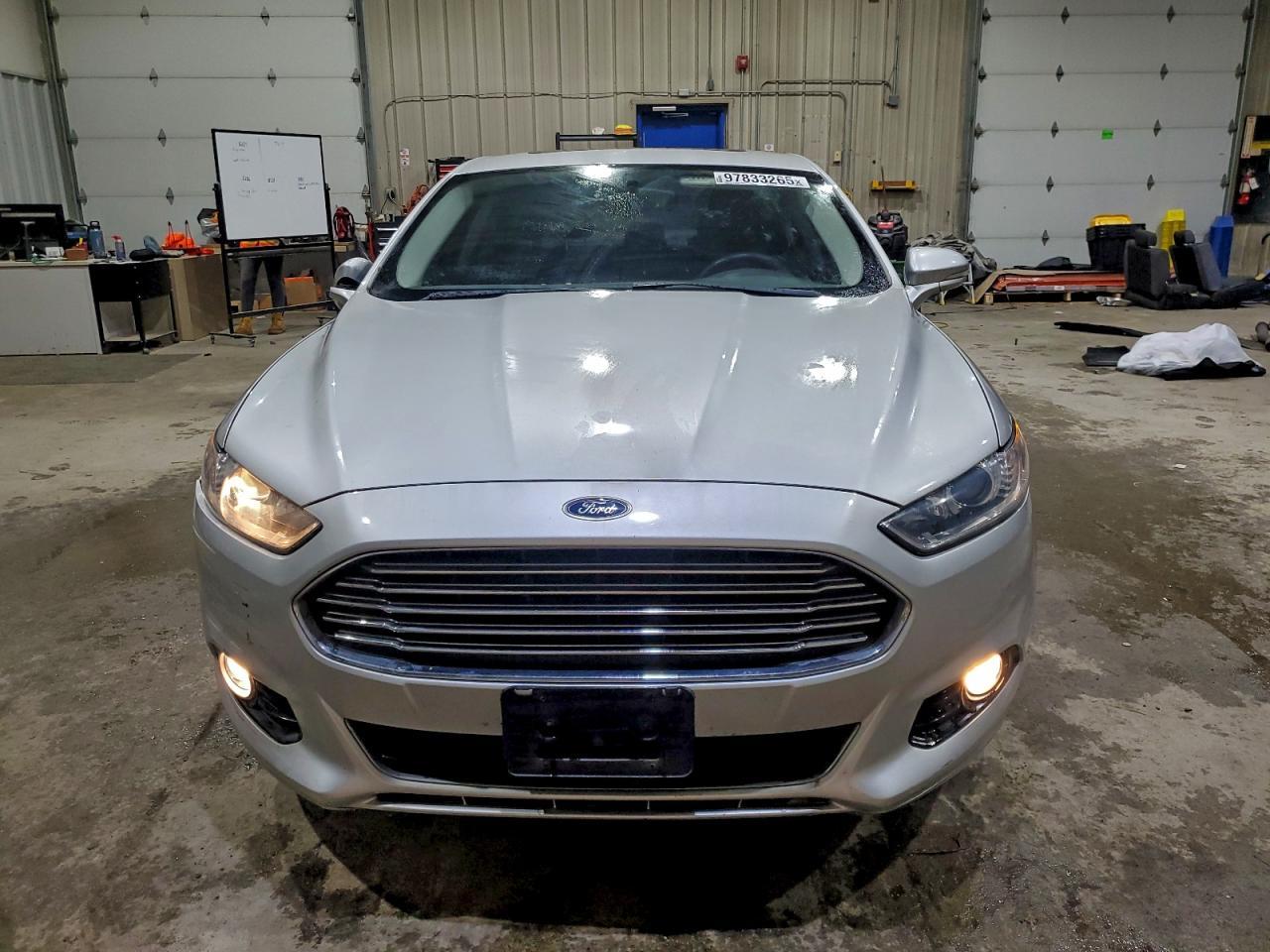2016 Ford Fusion Titanium Hev - Image 5