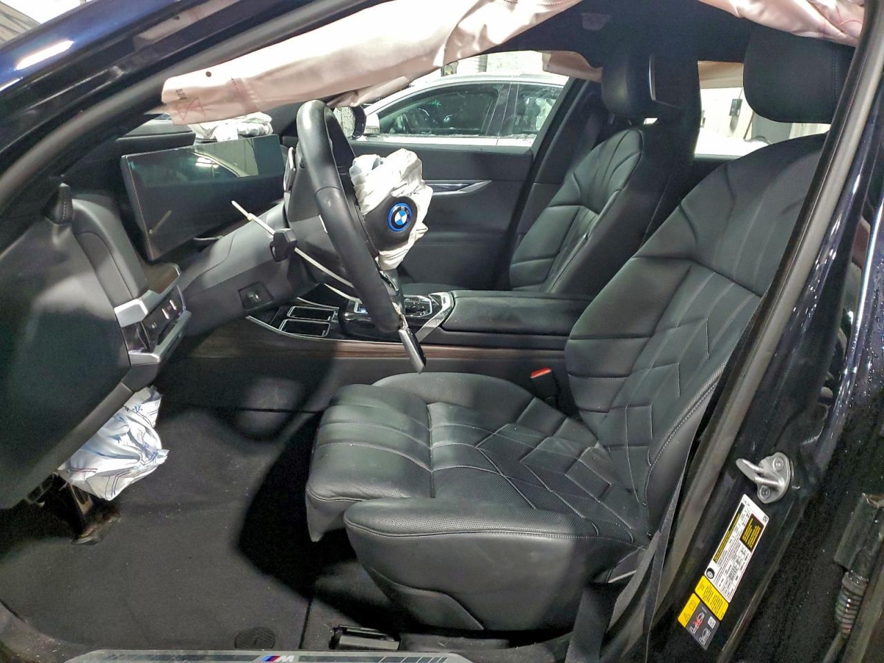 2023 BMW I7 xDrive60 - Фото 7