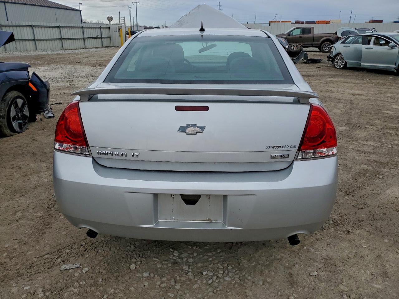 2013 Chev Impala Lt - Фото 6