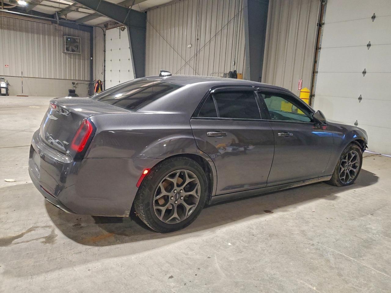 2016 Chrysler 300 S - Image 3