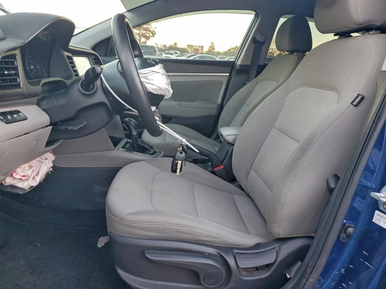 2020 Hyundai Elantra Sel - Фото 7