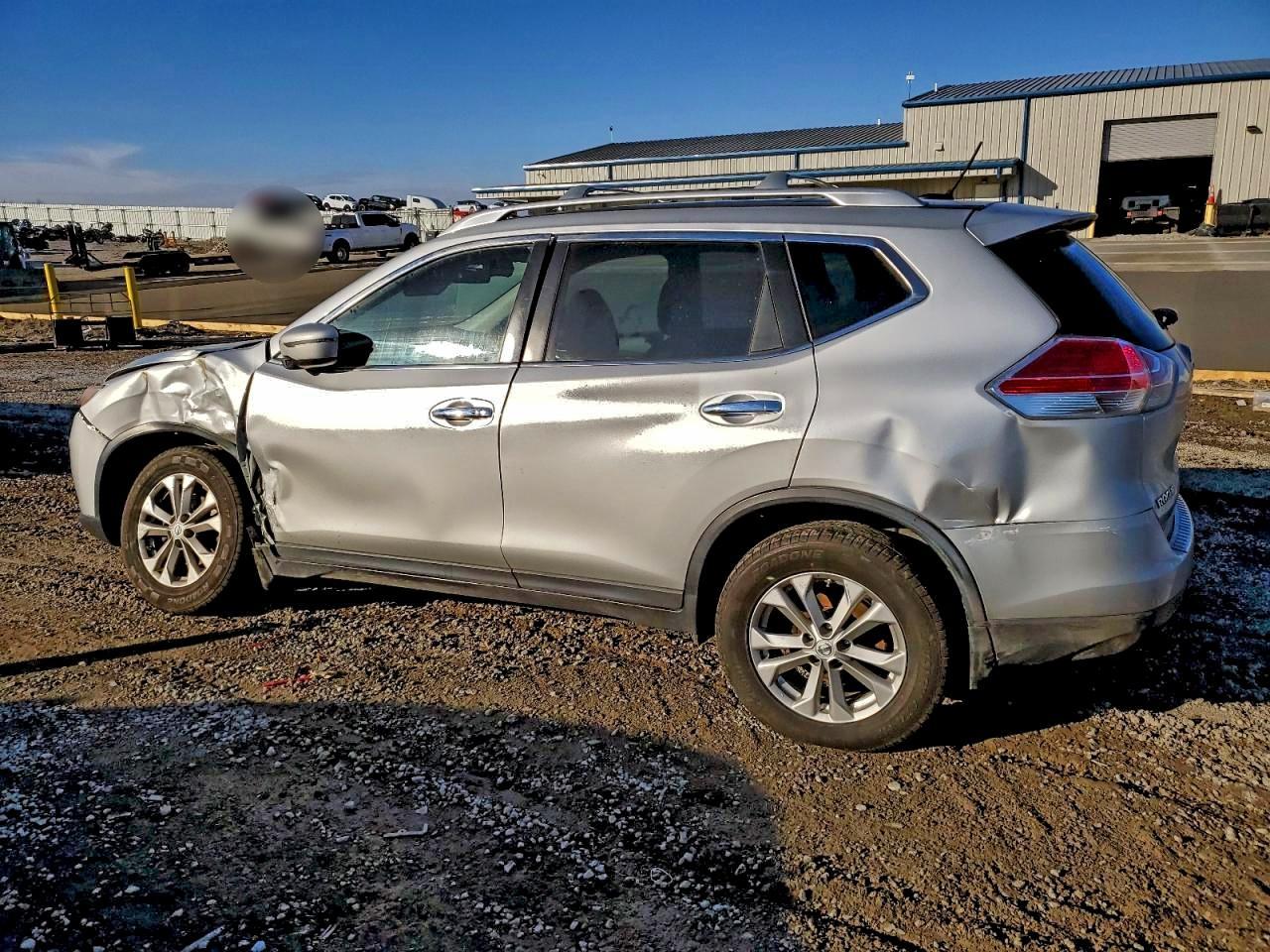 2016 Nissan Rogue - Фото 2