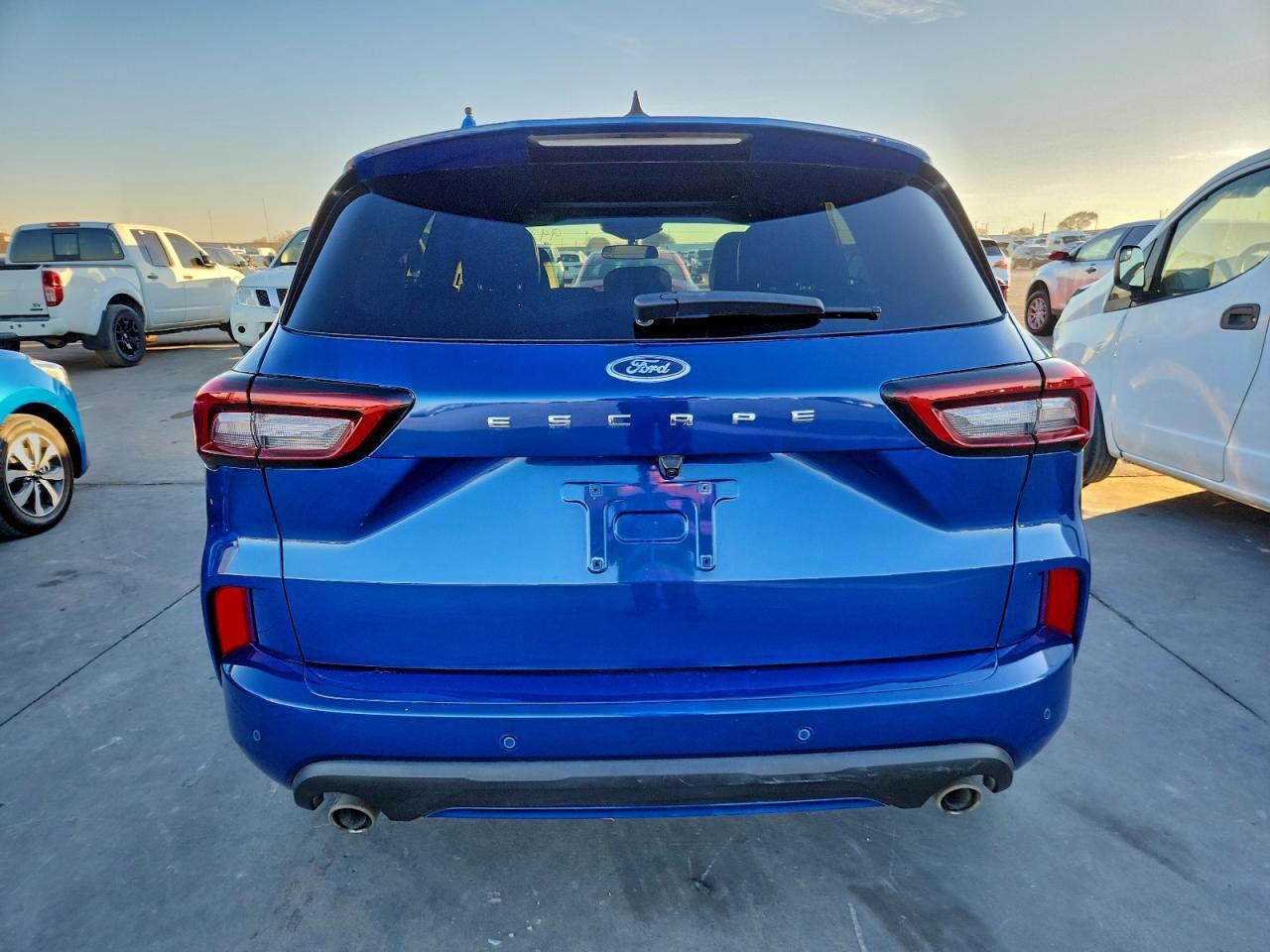 2023 Ford Escape St Line - Image 6