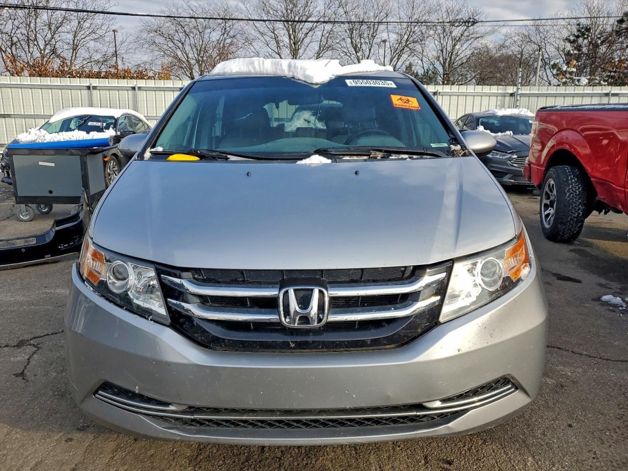 2016 Honda Odyssey Se - Image 5