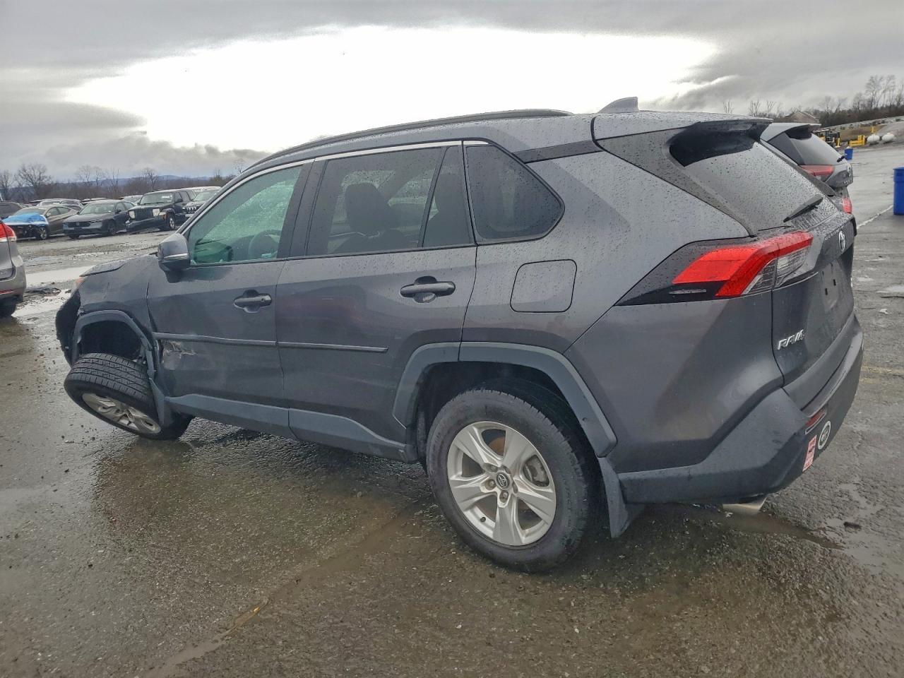 2021 Toyota Rav4 Xle - Фото 2