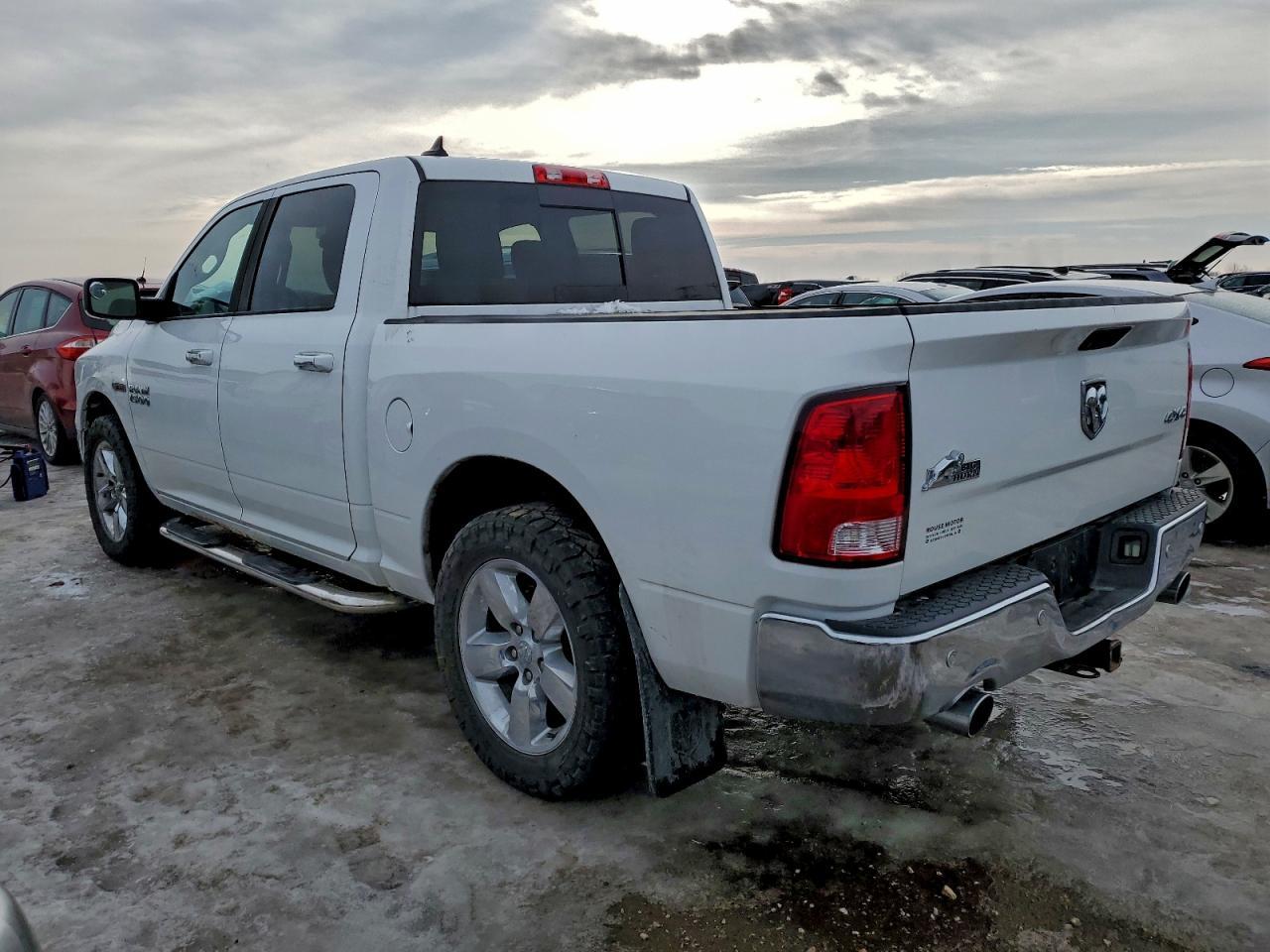 2015 Ram 1500 Slt - Фото 2