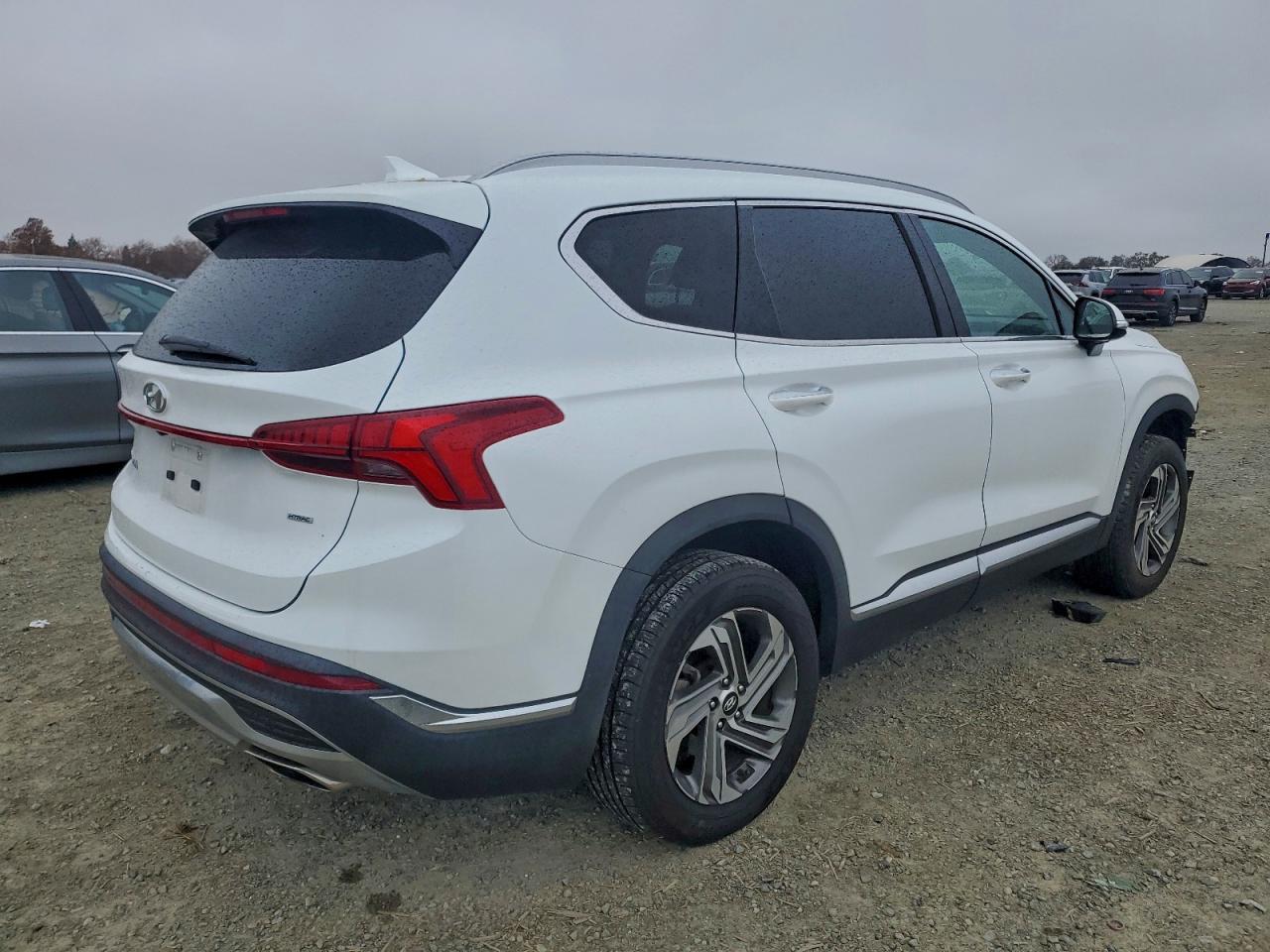 2021 Hyundai Santa Fe Sel - Image 3