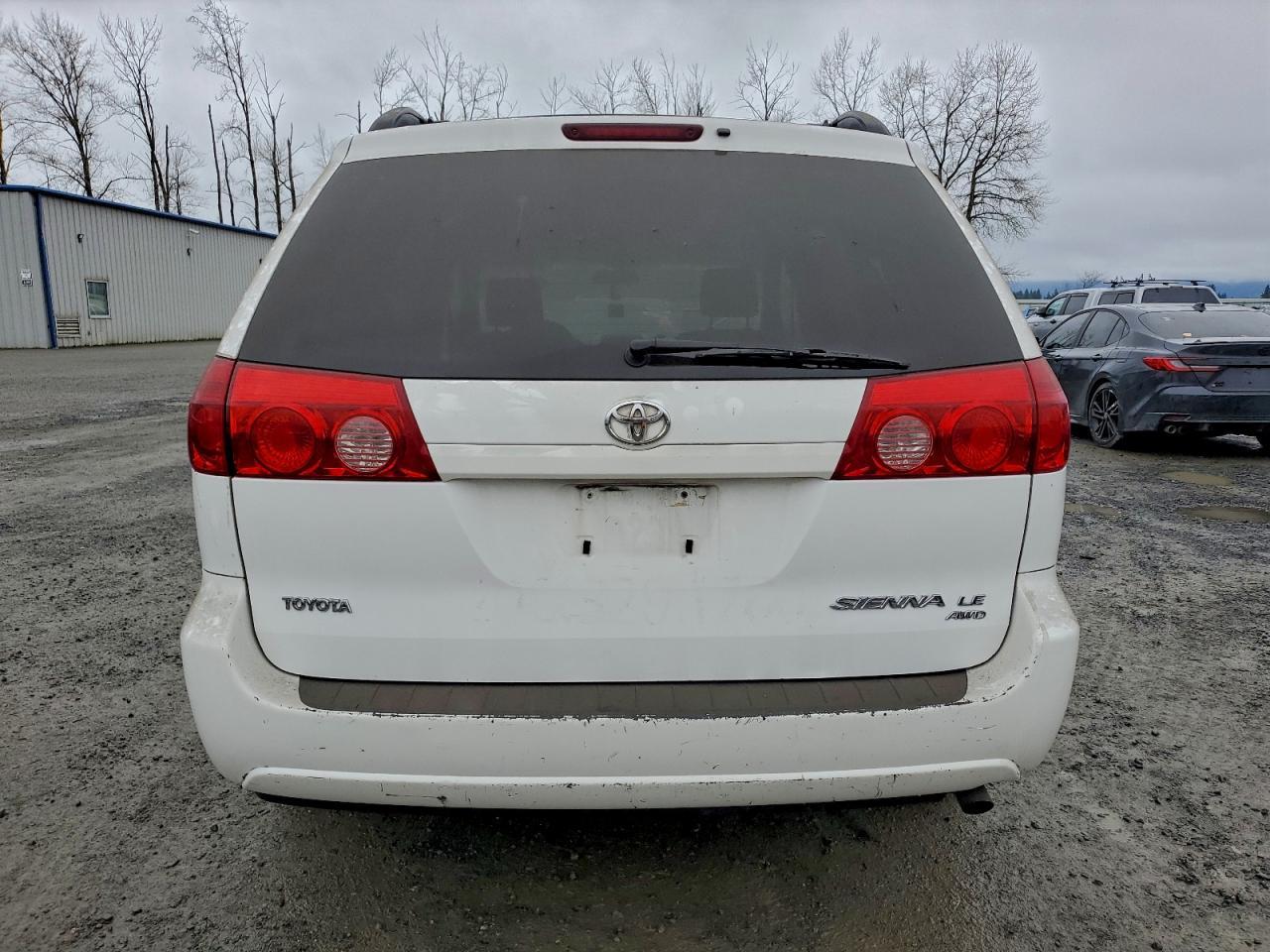 2006 Toyota Sienna Le - Фото 6