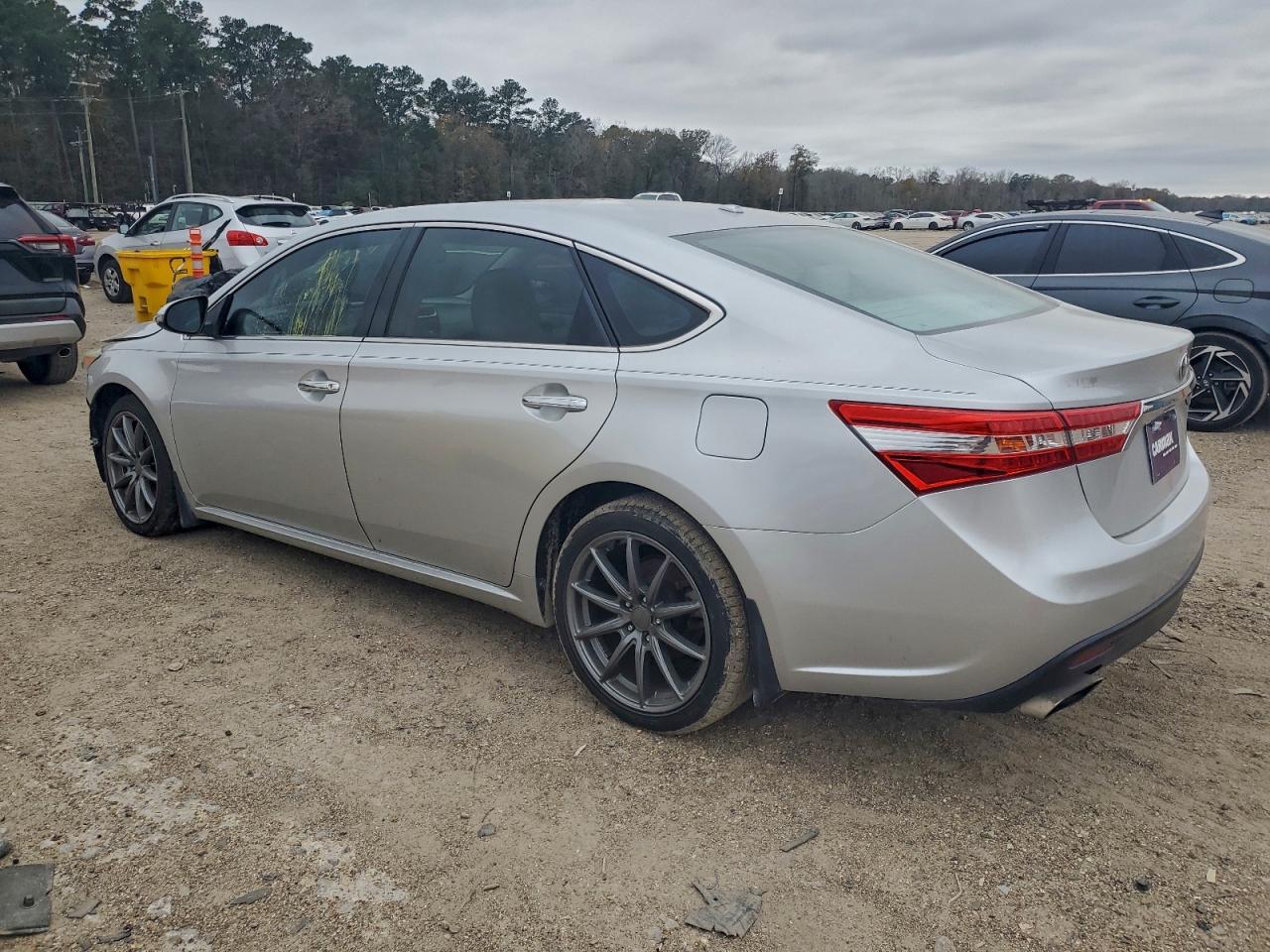 2013 Toyota Avalon Base - Фото 2