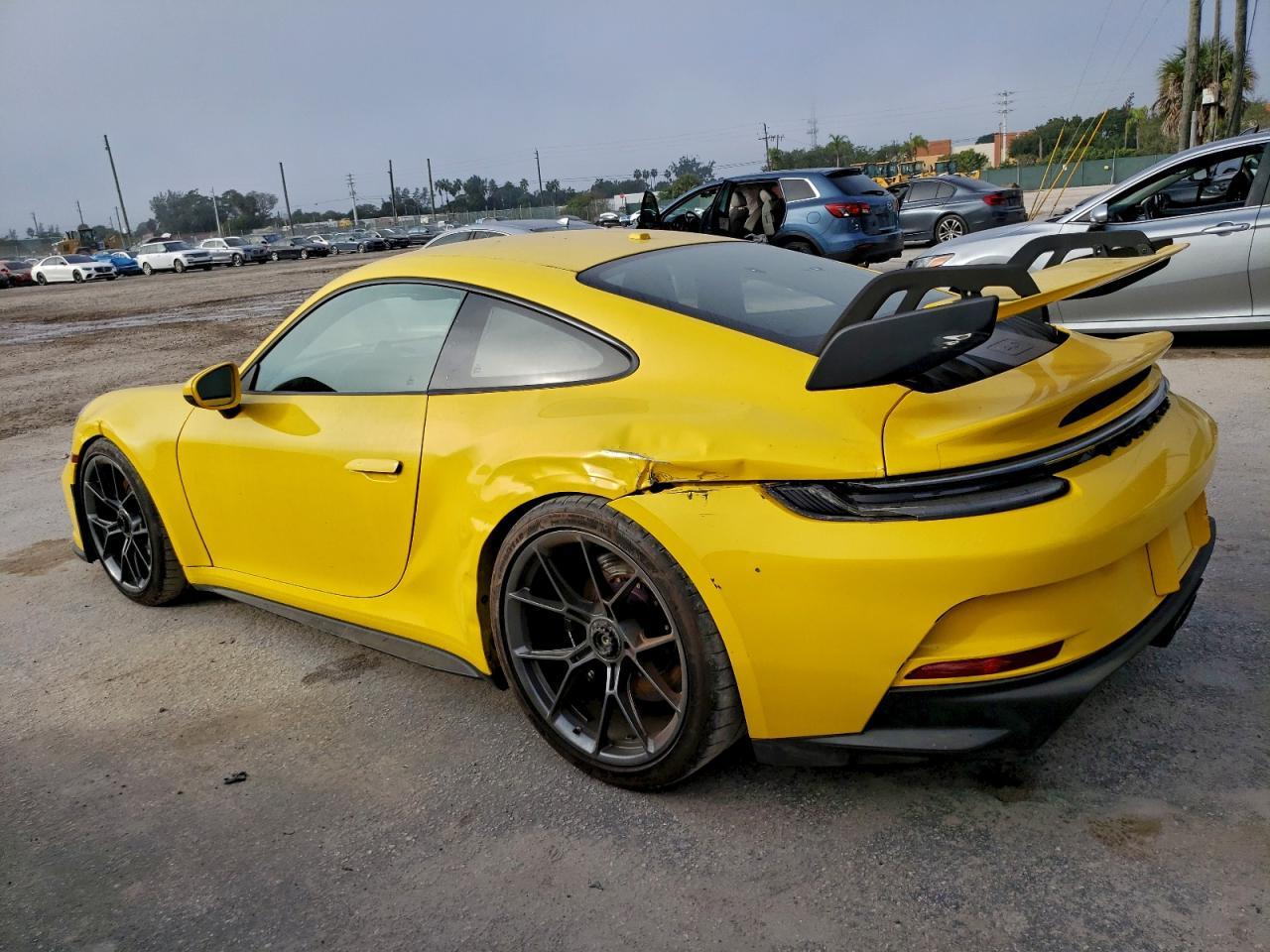 2022 Porsche 911 Gt3 - Image 2