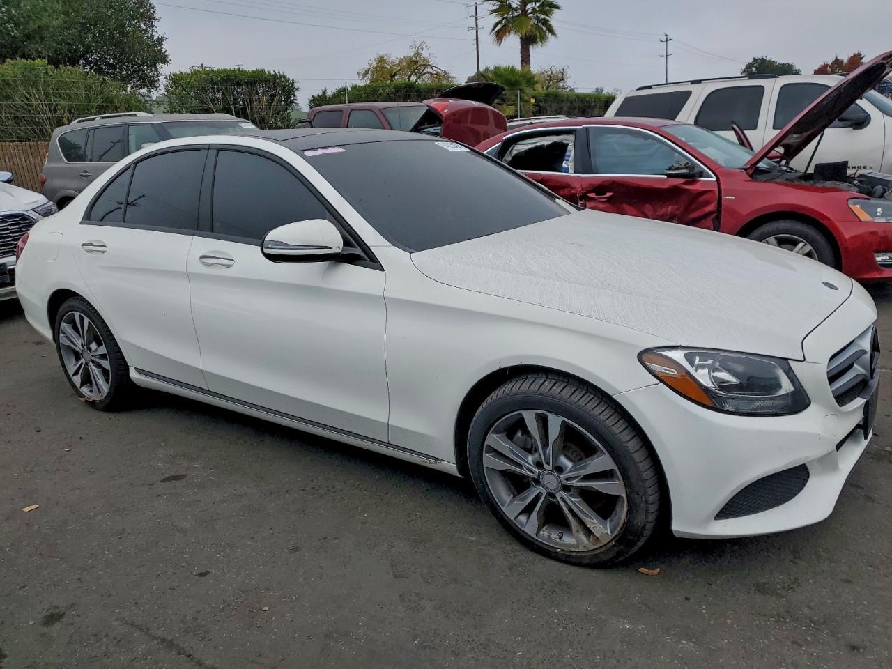 2016 Mercedes-Benz C 300 - Image 4