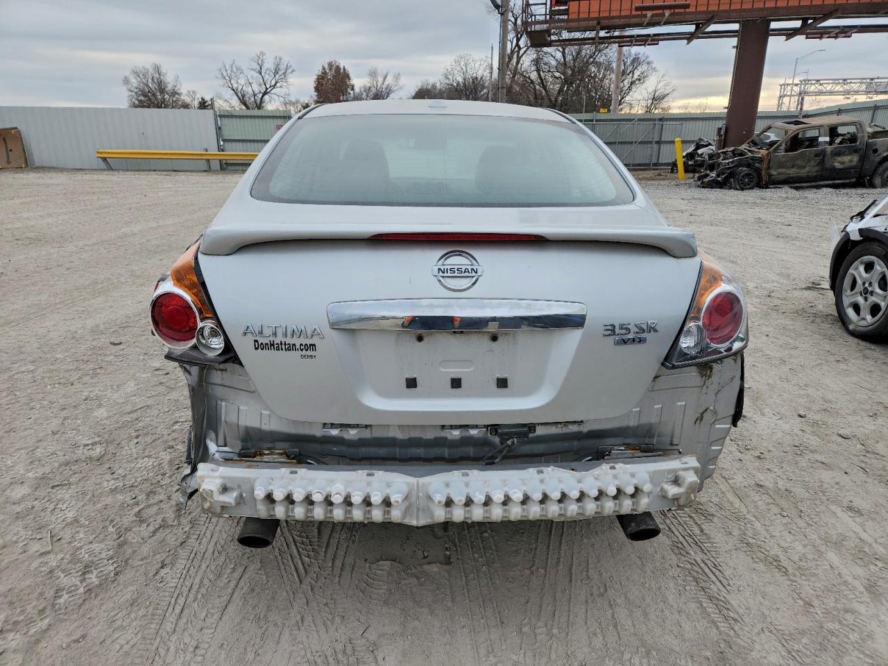 2012 Nissan Altima 3.5 Sr - Image 6