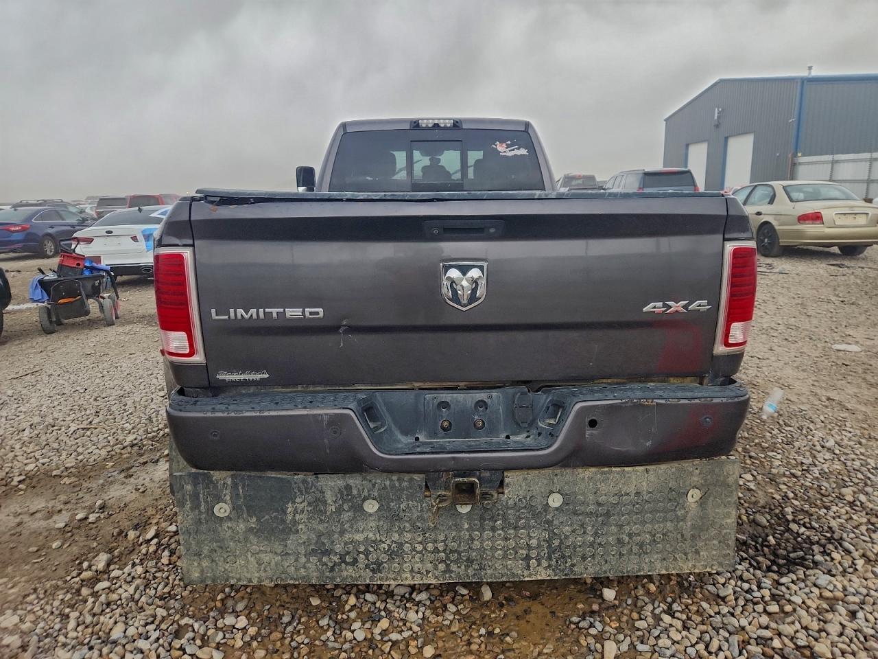 2015 Ram 3500 Longhorn - Фото 6