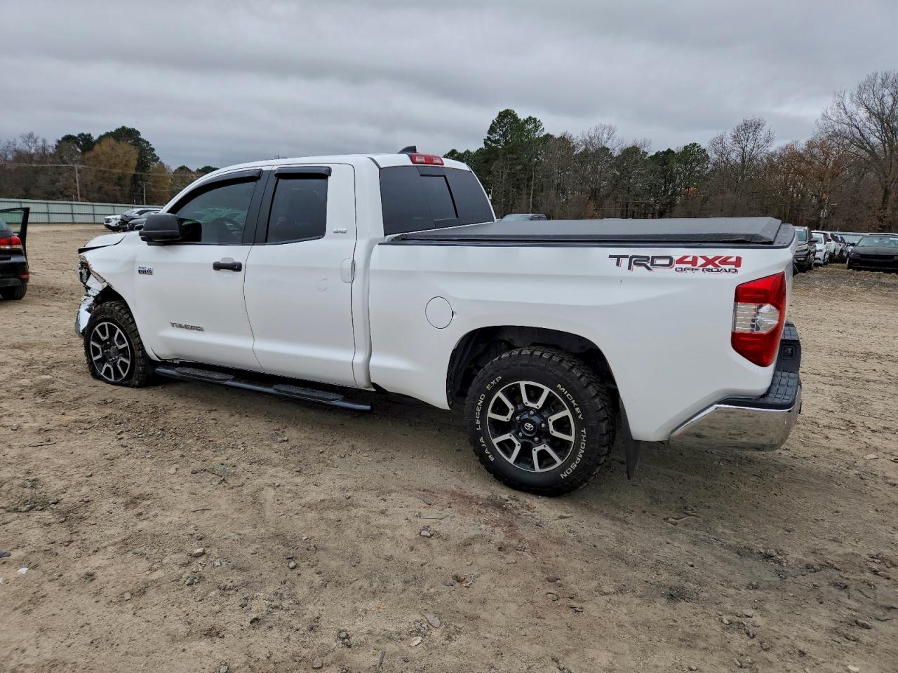 2020 Toyota Tundra Double Cab Sr - Фото 2