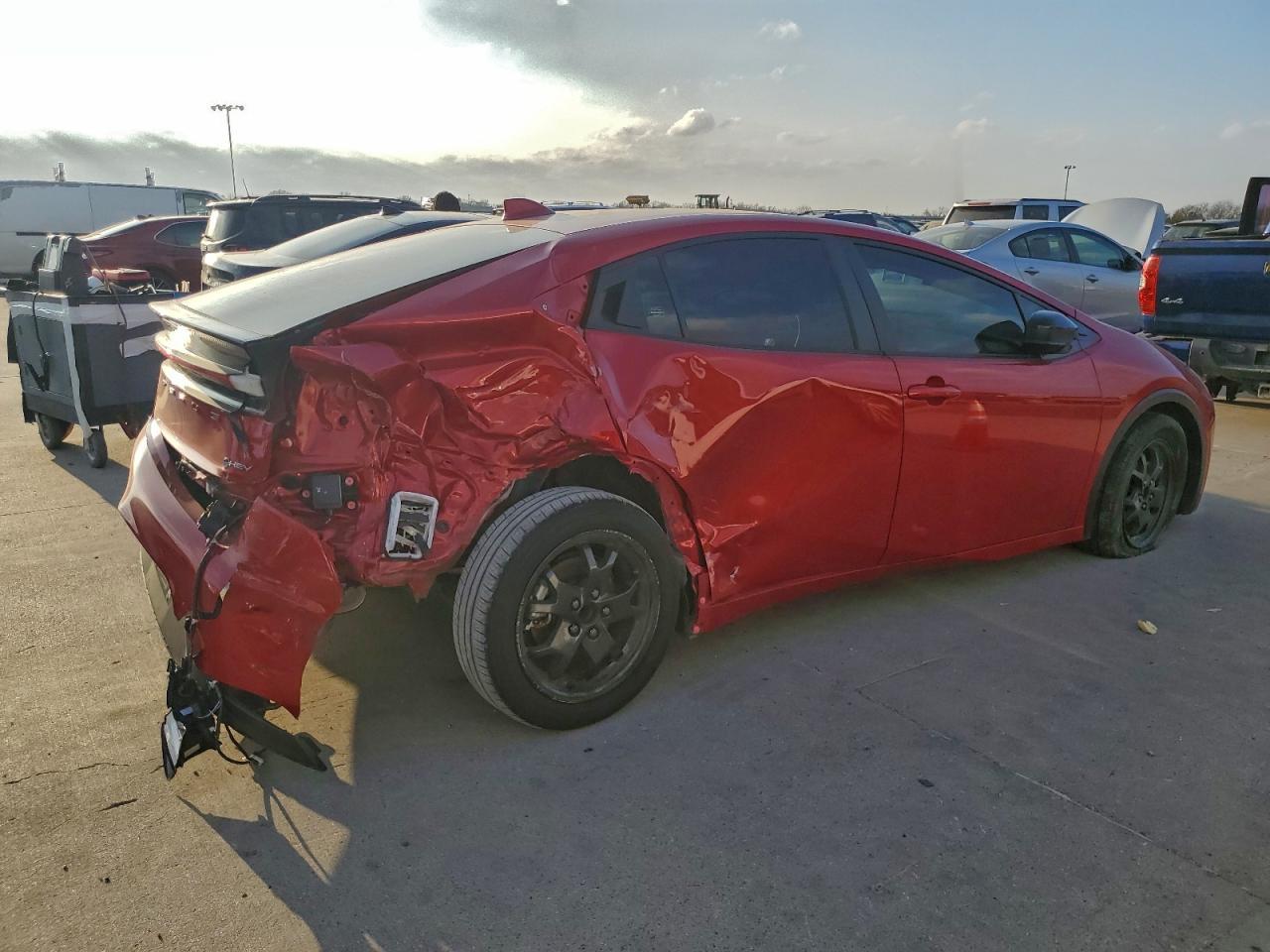 2023 Toyota Prius Le - Image 3