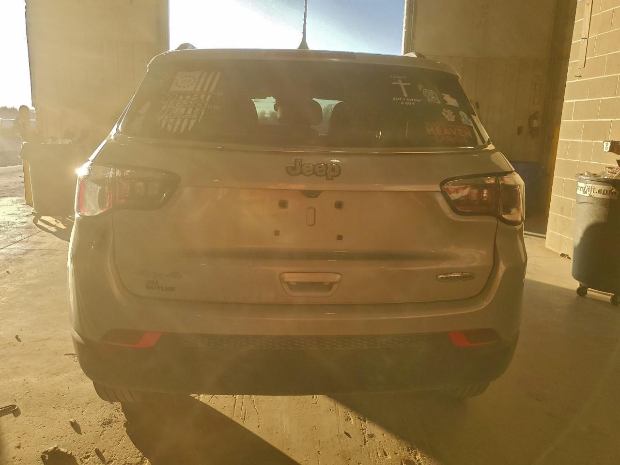 2024 Jeep Compass - Image 6