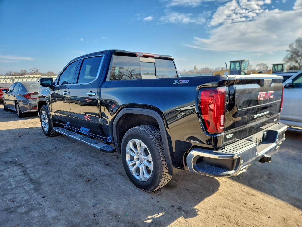 2021 GMC Sierra K1500 Slt - Фото 2