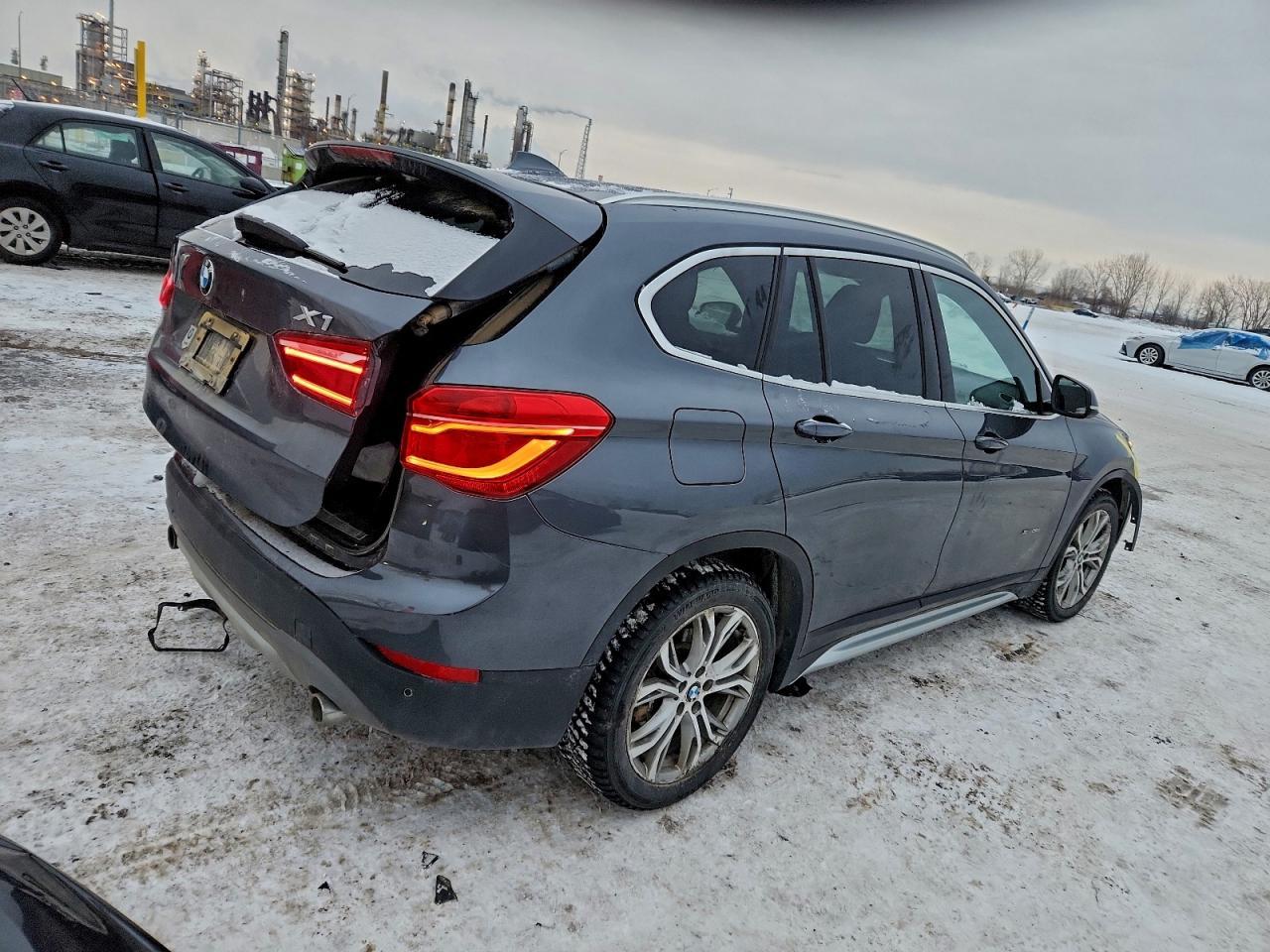 2018 BMW X1 xDrive28I - Image 3