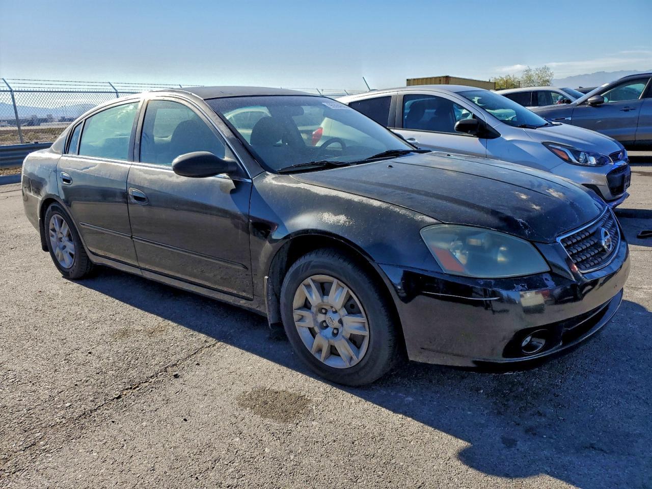 2006 Nissan Altima S - Image 4