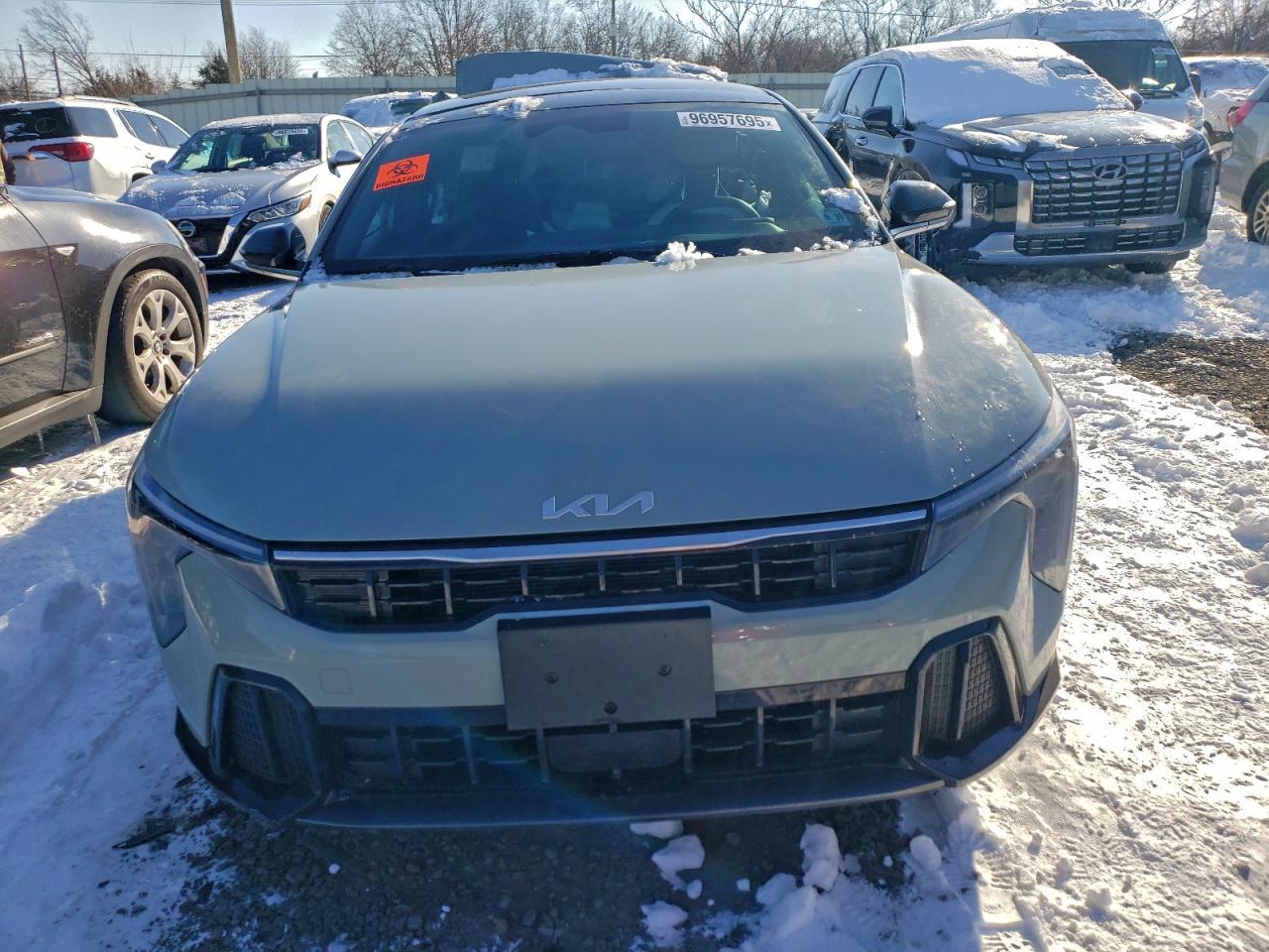 2025 Kia K4 Gt Line - Image 5