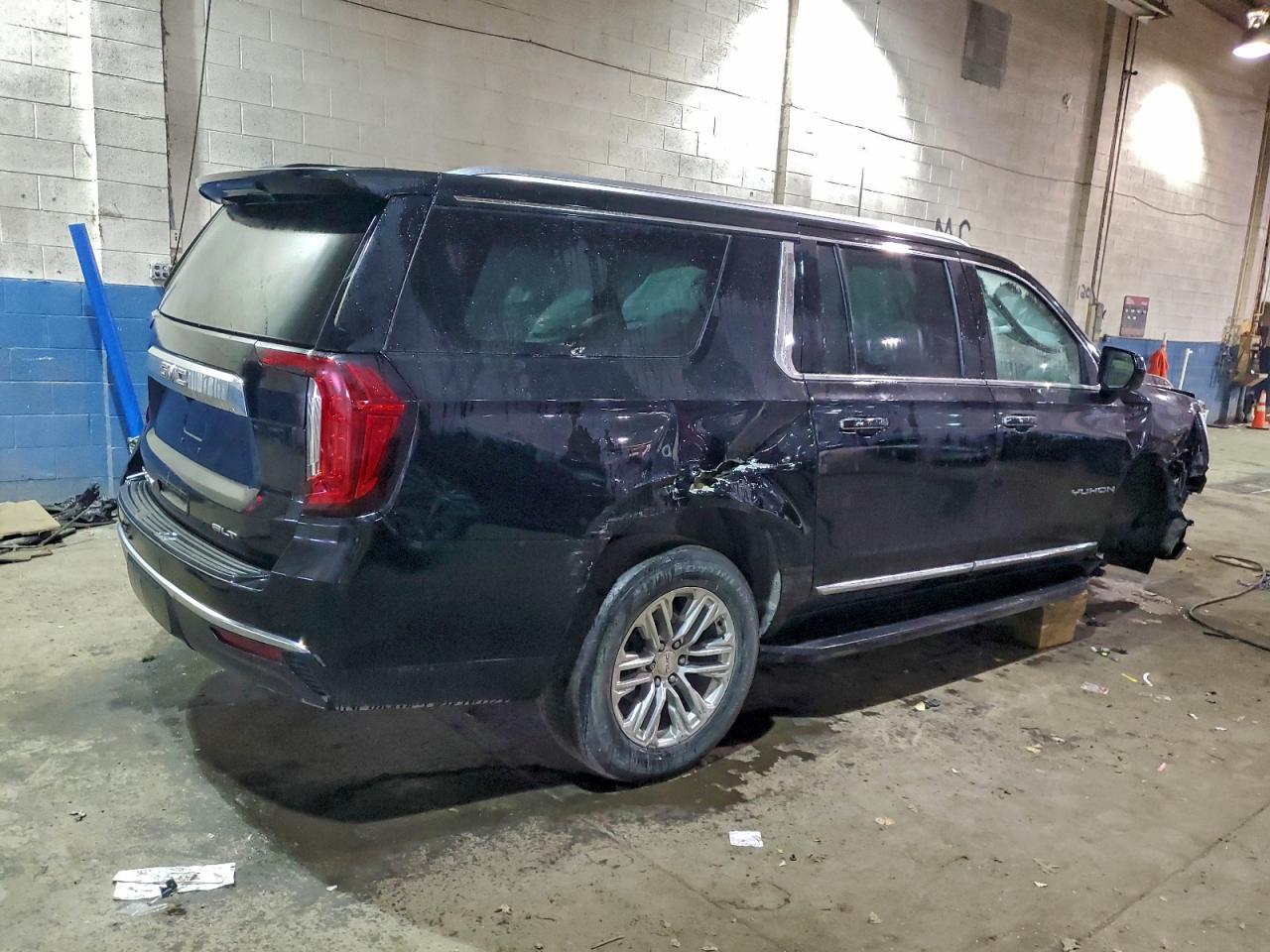 2022 GMC Yukon Xl K1500 Slt - Image 3