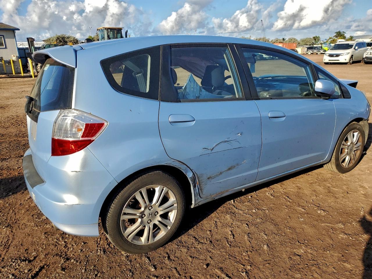 2010 Honda Fit Sport - Фото 3