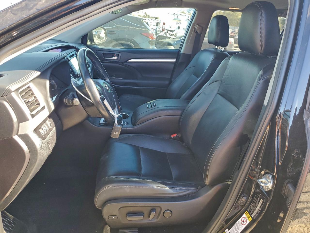 2019 Toyota Highlander Se - Фото 7