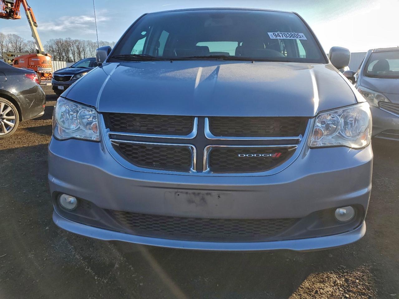 2019 Dodge Grand Caravan Sxt - Фото 5
