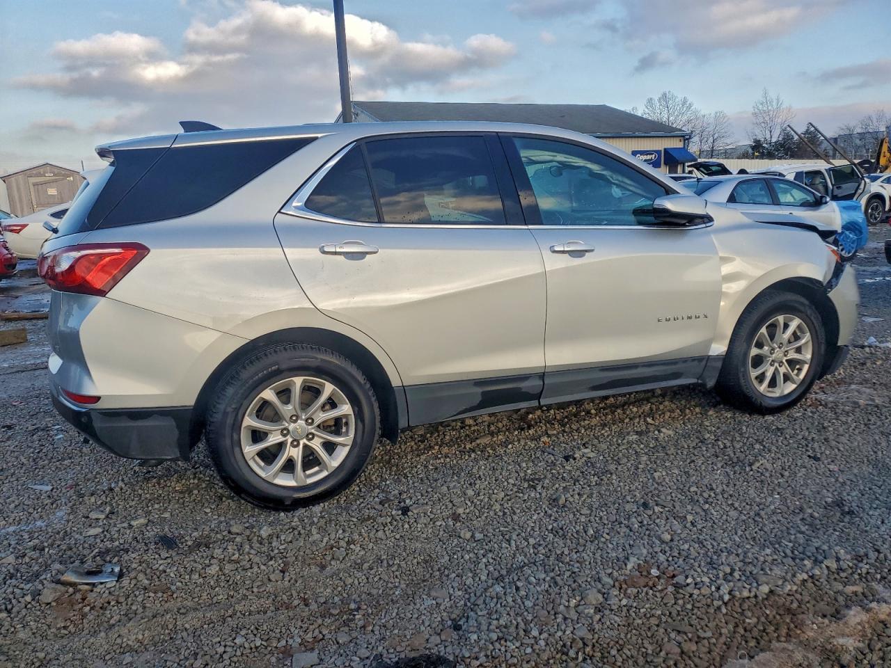2018 Chevrolet Equinox Lt - Фото 3