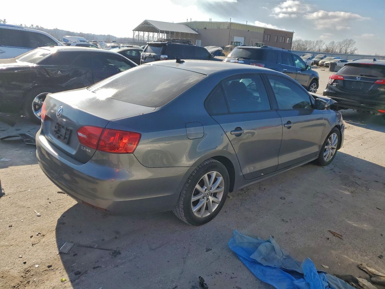 2011 Volkswagen Jetta Se - Фото 3