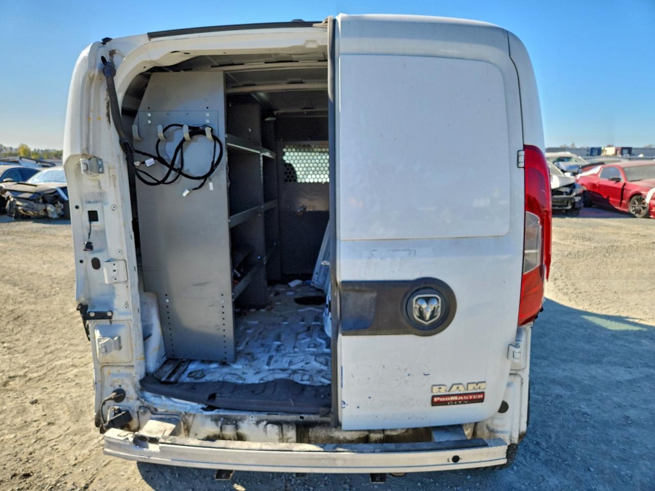 2018 Ram Promaster Utility / Service Van - Image 6