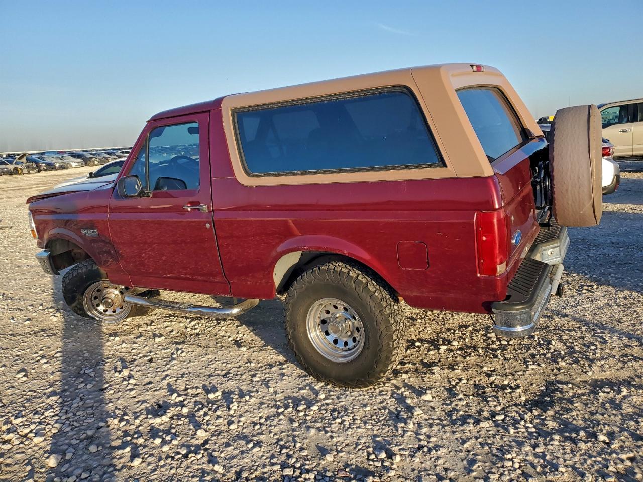 1996 Ford Bronco U100 - Фото 2