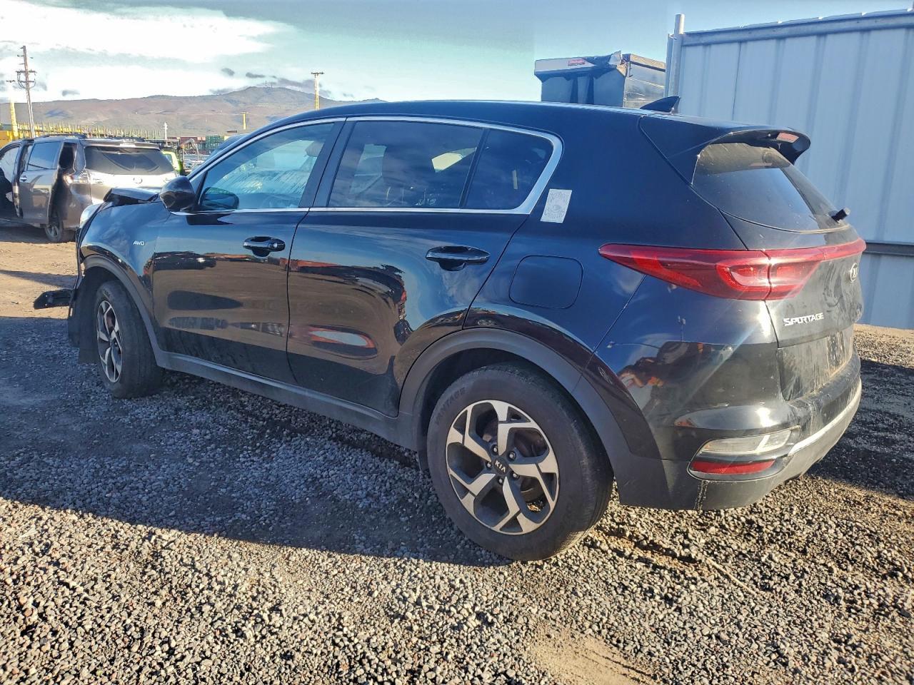 2021 Kia Sportage Lx - Image 2
