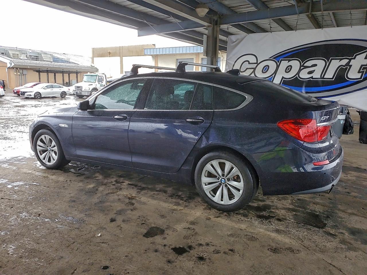 2013 BMW 5 Series - Фото 2
