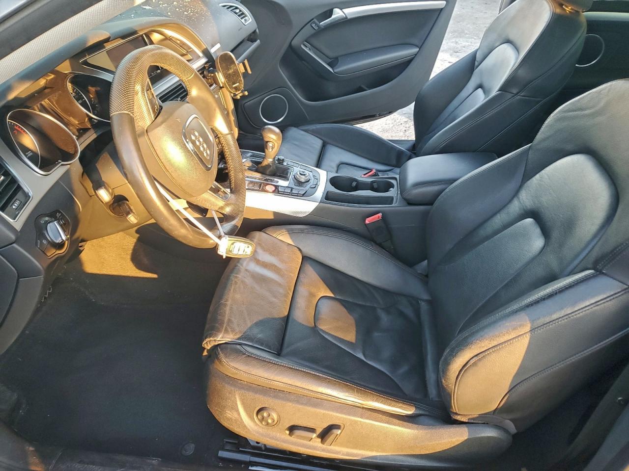2012 Audi A5 Premium Plus - Image 7