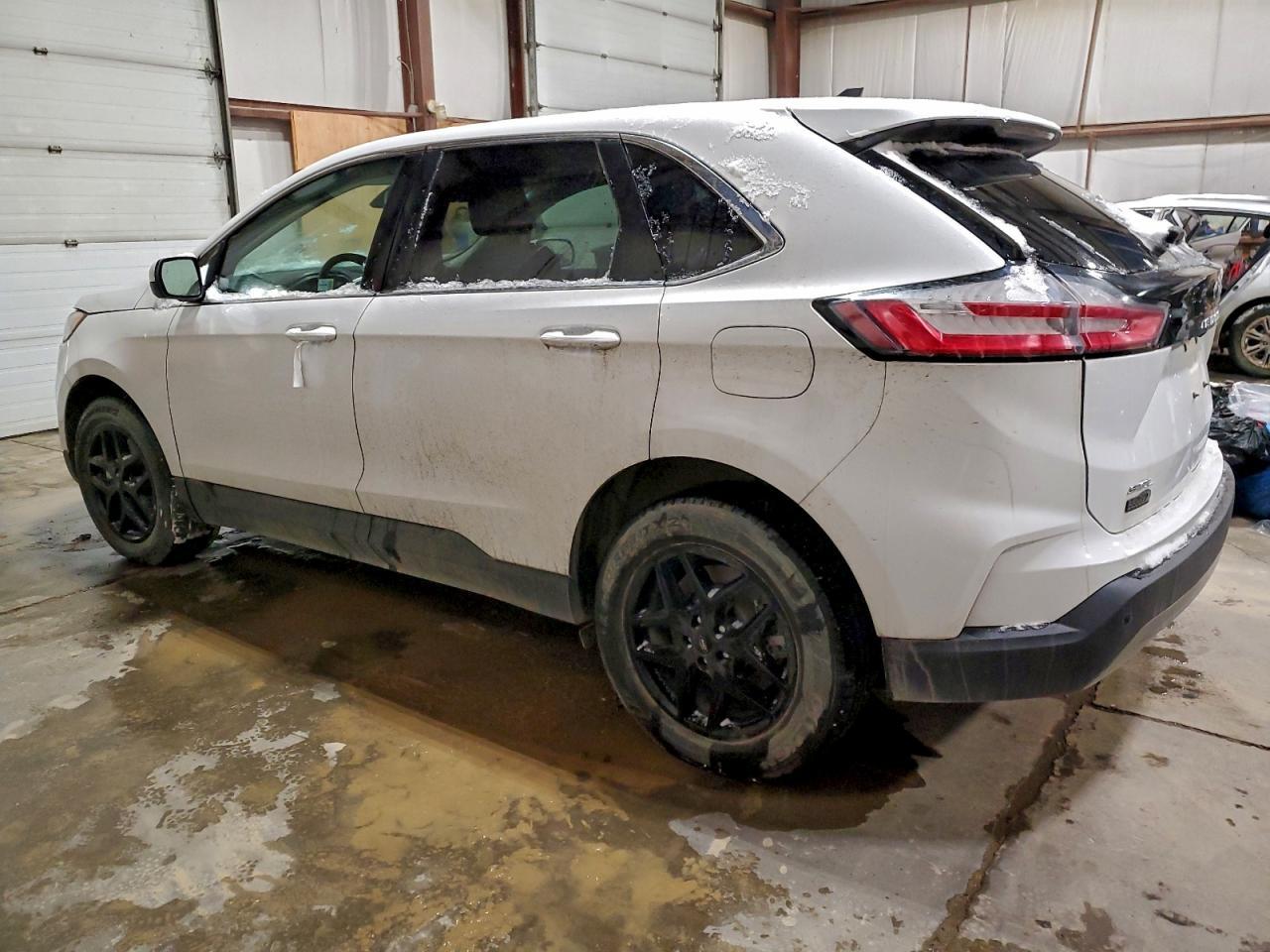 2023 Ford Edge Sel - Фото 2
