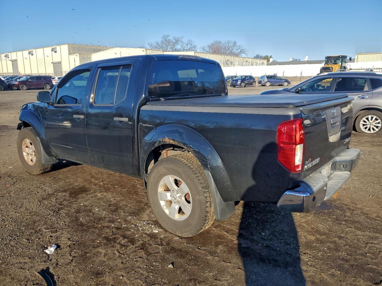 2013 Nissan Frontier S - Image 2