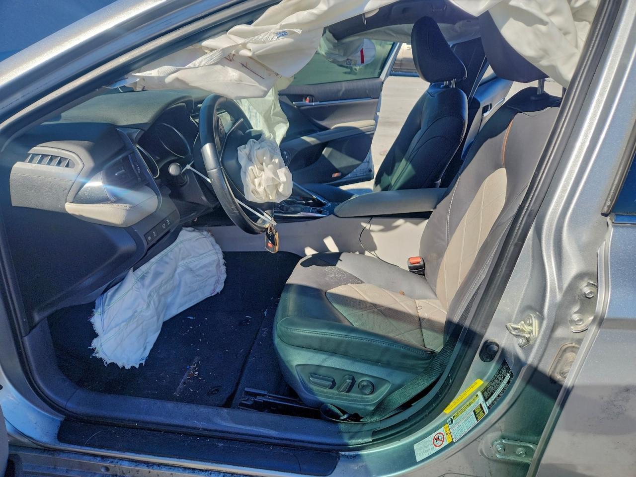 2019 Toyota Camry L - Фото 7