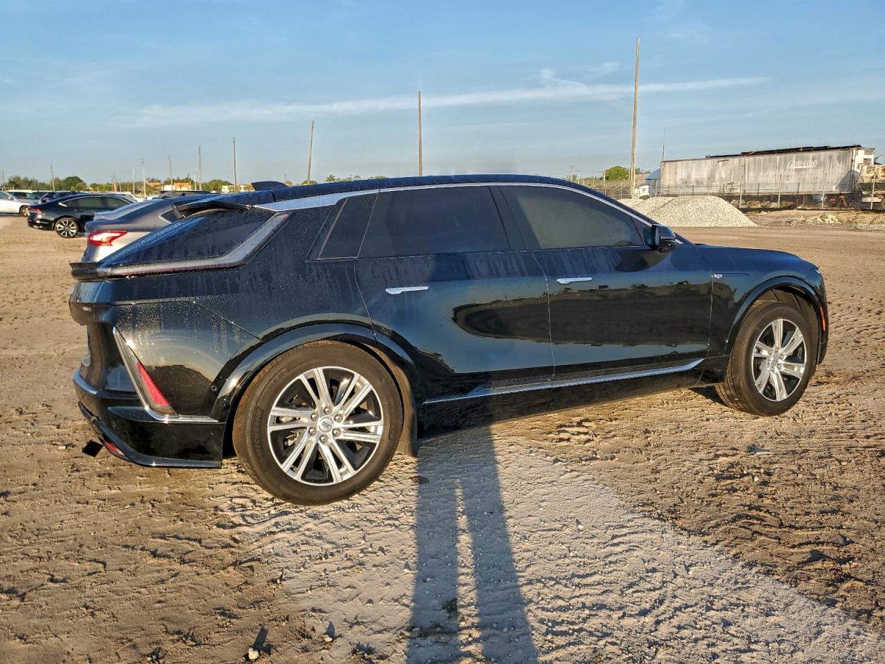 2024 Cadillac Lyriq Tech - Image 3