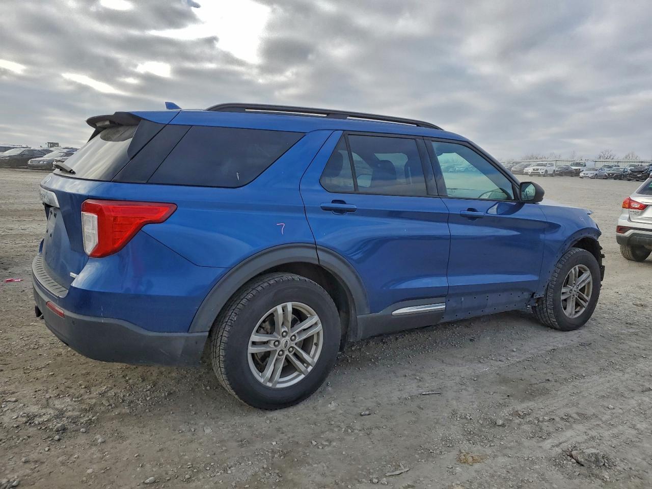 2020 Ford Explorer Xlt - Фото 3