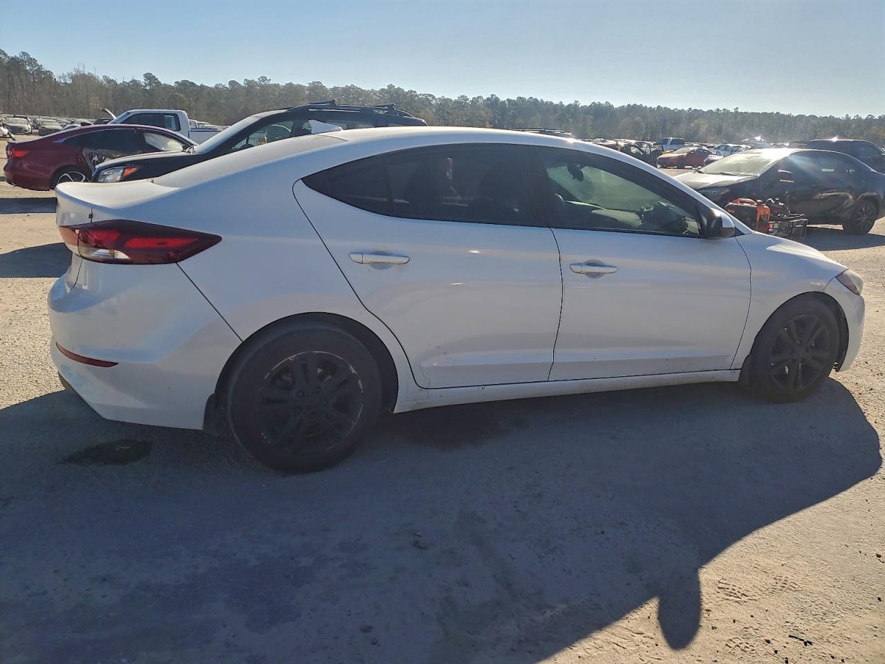2018 Hyundai Elantra Sel - Image 3