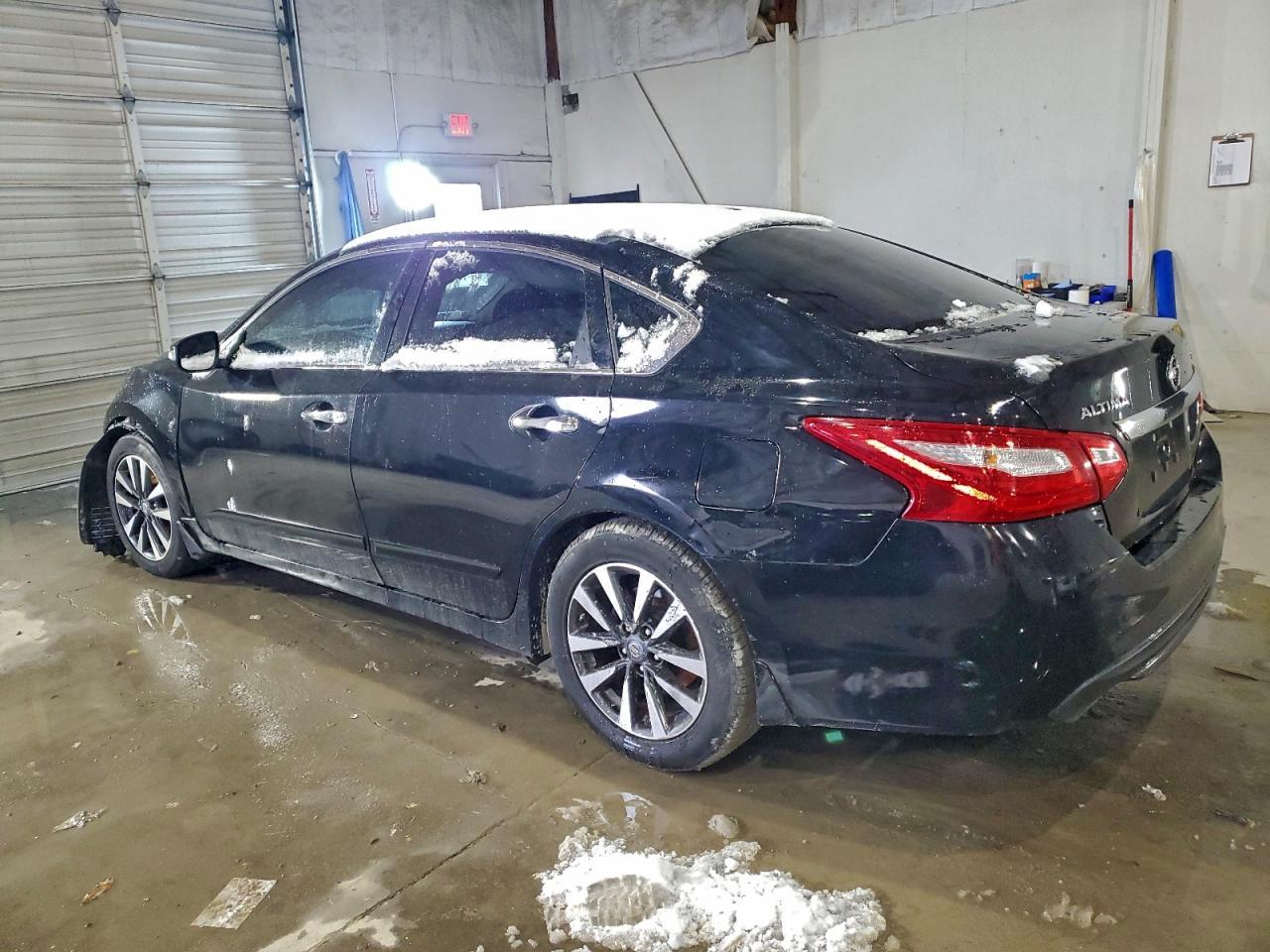 2017 Nissan Altima 2.5 - Фото 2