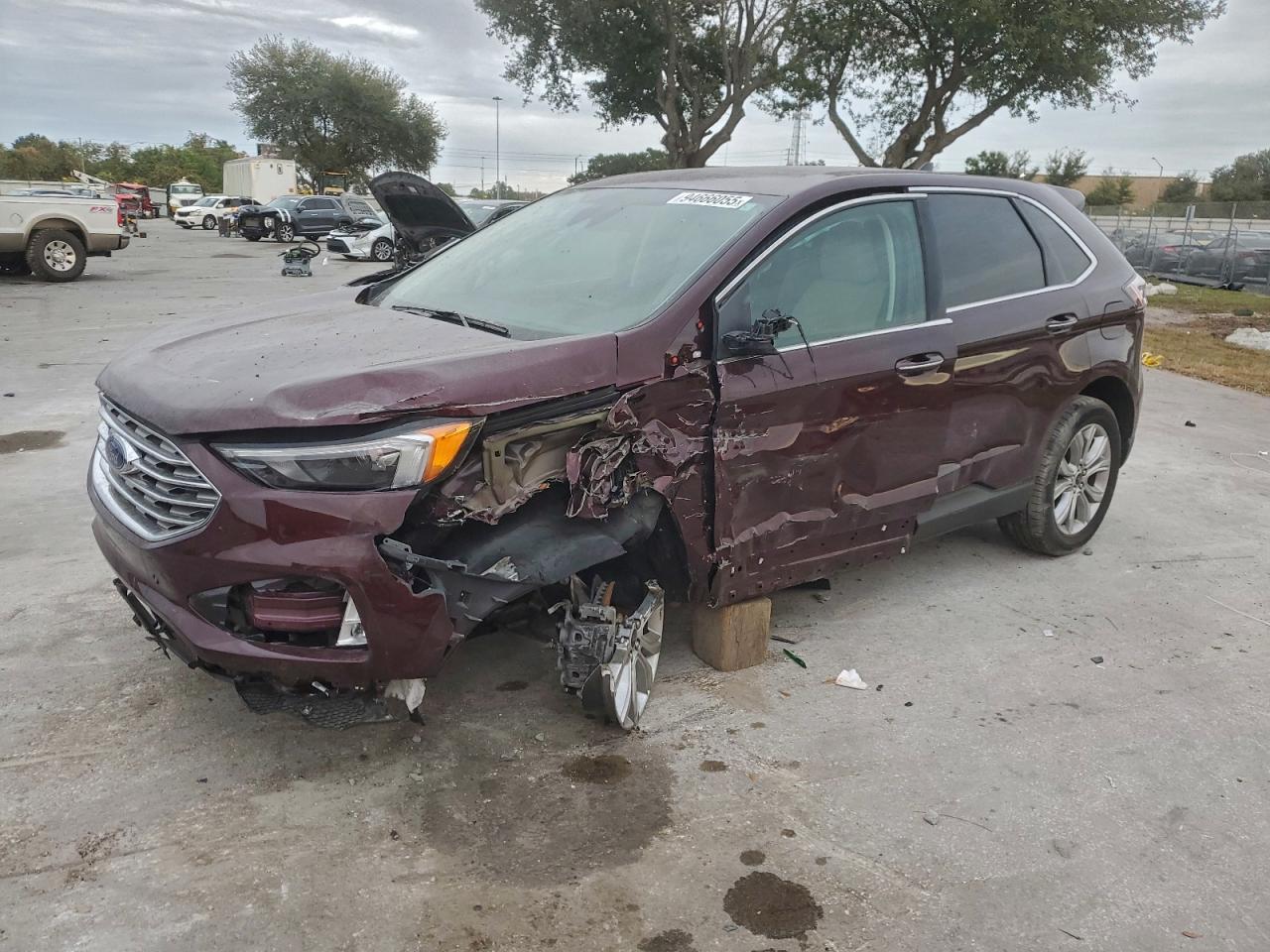 2024 Ford Edge Titanium