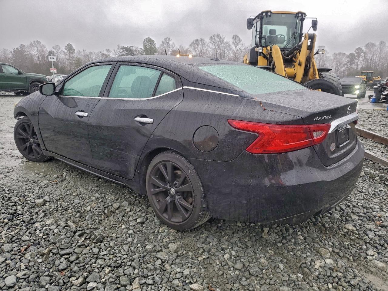 2017 Nissan Maxima 3.5S - Фото 2