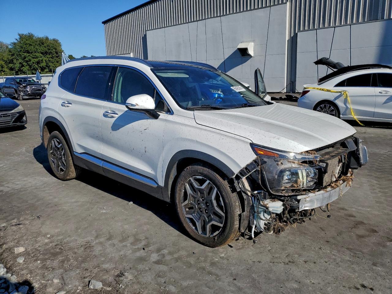 2023 Hyundai Santa Fe Limited - Image 4